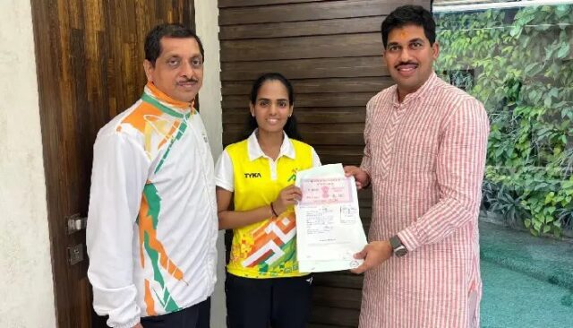 जागतिक क्रमवारीत असलेली आरती पाटील ह्या बॅडमिंटन खेळाडूचा ‘पुनीत बालन ग्रुप’शी करारबद्ध;…….