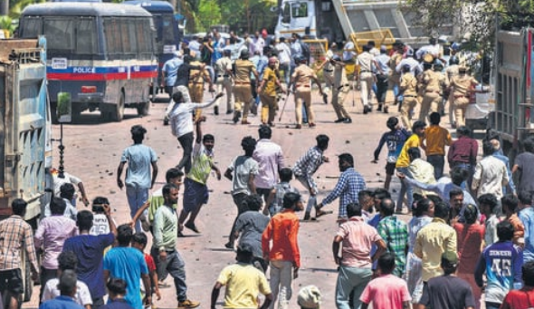 “महाराष्ट्र बातमी: पवई येथे दगडफेकीच्या घटनेत मुंबई पोलिस, BMC अधिकारी जखमी”