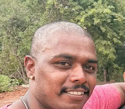 पुणे : मावळमध्ये एका २६ वर्षीय फार्महाउसच्या देखभाल करणाऱ्याची बुधवारी रात्री १० जणांच्या टोळीने हत्या केली.”