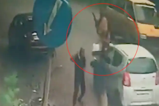 महाराष्ट्रातील आणखी एक अपघात: नाशिकमध्ये महिलेला कारने धडक दिल्याने मृत्यू; घटना सीसीटीव्ही कॅमेऱ्यात कैद