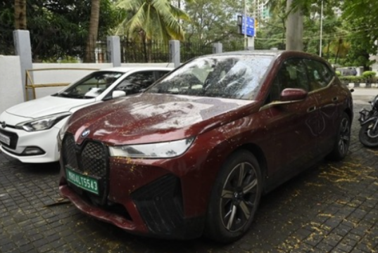 मुंबईत आणखी एक हिट-अँड-रन प्रकरण: वेगवान BMW कारने २८ वर्षीय तरुणाचा घेतला जीव; चालक अटकेत