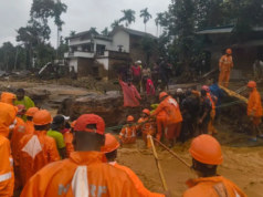 केरळमध्ये भूस्खलनामुळे 93 जणांचा मृत्यू, डझनभर अजूनही अडकलेले