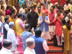 दिल्लीतील NDA संसदीय पक्षाच्या बैठकीत पंतप्रधान नरेंद्र मोदींचे NDA नेत्यांकडून जोरदार स्वागत; महत्त्वाच्या मुद्द्यांवर आणि रणनीतीवर चर्चा