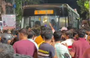 लालबागमध्ये मद्यधुंद प्रवाशाचा बस चालकावर हल्ला; ९ जण जखमी, वाहनांचं मोठं नुकसान.