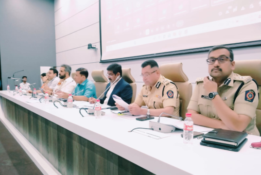निवडणूक प्रक्रियेत सर्व यंत्रणांनी समन्वयाने कार्य करावे – जिल्हाधिकारी डॉ. सुहास दिवसे
