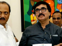 अजित पवारांना धक्का! दीपक मानकरांवरील दुर्लक्षामुळे राष्ट्रवादीत नाराजीचा सूर, पुण्यात 600 पदाधिकाऱ्यांचे राजीनामे