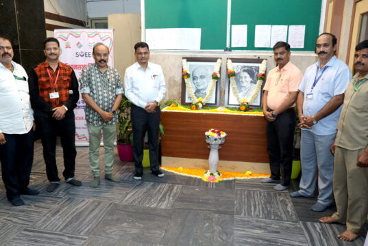 महापालिकेच्या वतीने इंदिरा गांधी यांची पुण्यतिथी तसेच सरदार वल्लभभाई पटेल यांची जयंती व राष्ट्रीय एकता दिवस साजरा