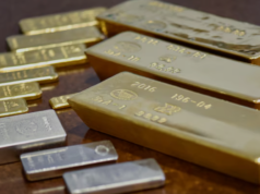 पुण्यात बाणेर येथे वाहनातून १ कोटी ६२ लाखांचे सोने-चांदी जप्त; पोलिसांची मोठी कारवाई.