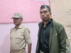 झारखंडमध्ये लिव्ह-इन पार्टनरची हत्या; ५० तुकडे करून जंगलात फेकले, कुत्र्याने मानवी अवशेष उघड केले.