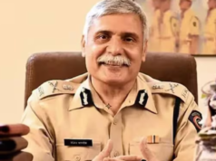 माजी पोलीस आयुक्त संजय पांडे यांच्यासह वरिष्ठ अधिकाऱ्यांकडून खंडणी प्रकरणातील एफआयआर रद्द करण्याची मागणी; उच्च न्यायालयात सुनावणी सुरू