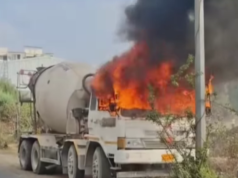 पुण्यात सिमेंट बल्करला अचानक भीषण आग – थोडक्यात बचाव