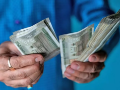 सातारा जिल्हा व सत्र न्यायाधीशांसह चौघांवर ५ लाखांच्या लाच प्रकरणी गुन्हा दाखल.