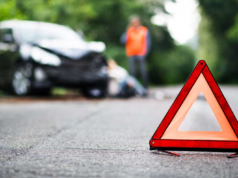 धाराशिवच्या परंड्यात एसटी बसचा भीषण अपघात; शाळकरी विद्यार्थ्यांसह अनेक प्रवासी जखमी, एकाचा मृत्यू