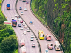 मुंबई-पुणे द्रुतगती मार्गावर पीक अवर दरम्यान टोल दरवाढ जाहीर – नवीन दर आणि वेळापत्रक वाचा!