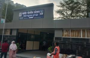 पुण्यात हॉटेलमध्ये पत्नीला चाकूने भोसकले; नंतर स्वतःवरही हल्ला, गंभीर जखमी अवस्थेत दोघे रुग्णालयात दाखल.