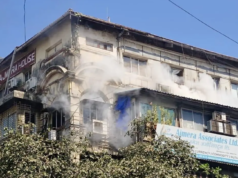 मुंबईत आगीचा धुमाकूळ : लोहार चाळ, मरीन लाइन्स आणि विलेपार्ले येथील इमारतींना आग, अनेकांची सुटका
