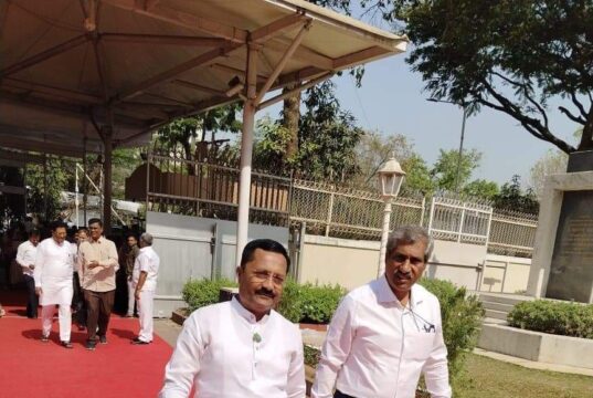 आमदार हेमंत रासने यांच्या पुढाकाराने ‘स्वच्छ आणि सुंदर कसबा’ मोहिमेअंतर्गत बेवारस वाहने हटवण्याची मोहीम सुरू!