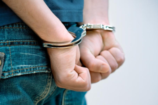 नवी मुंबईत पाच बांगलादेशी नागरिक बेकायदेशीर वास्तव्यासाठी अटकेत; बनावट कागदपत्रांचा वापर उघड