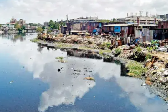 मिठी नदी स्वच्छता घोटाळा उघड – ६५ कोटींचा अपहार उघडकीस; BMC अधिकारी आणि कंत्राटदारांविरोधात FIR, आर्थिक गुन्हे शाखेची धडक कारवाई
